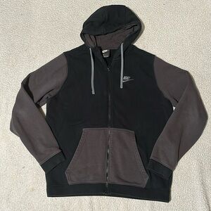 Nike - Zip-Up Sweatshirt